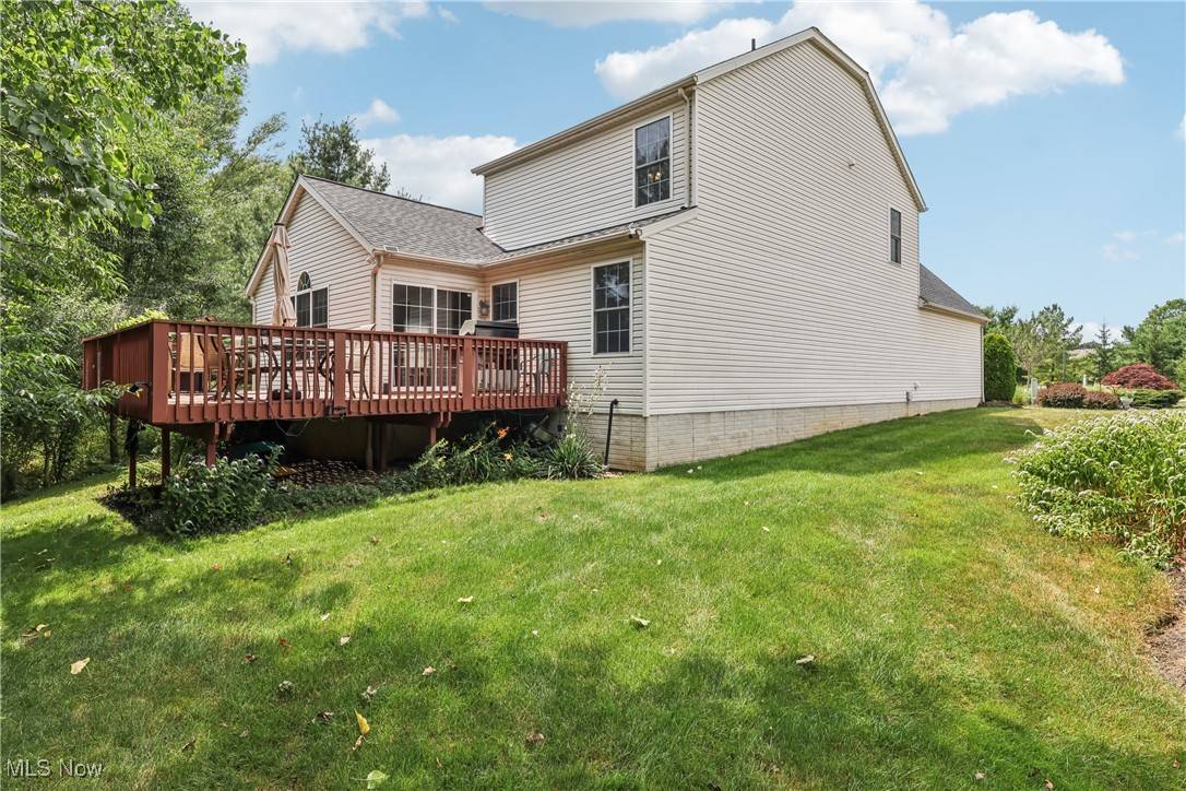 Wadsworth, OH 44281,957 Devonwood DR