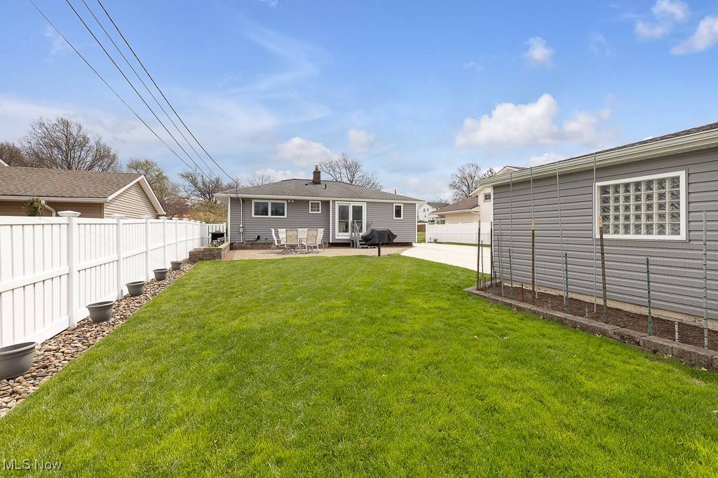Parma, OH 44129,5402 Amherst DR