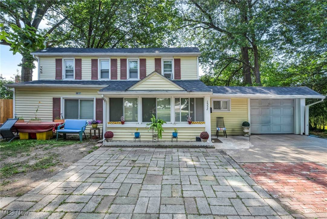 Euclid, OH 44117,1552 E 254th ST