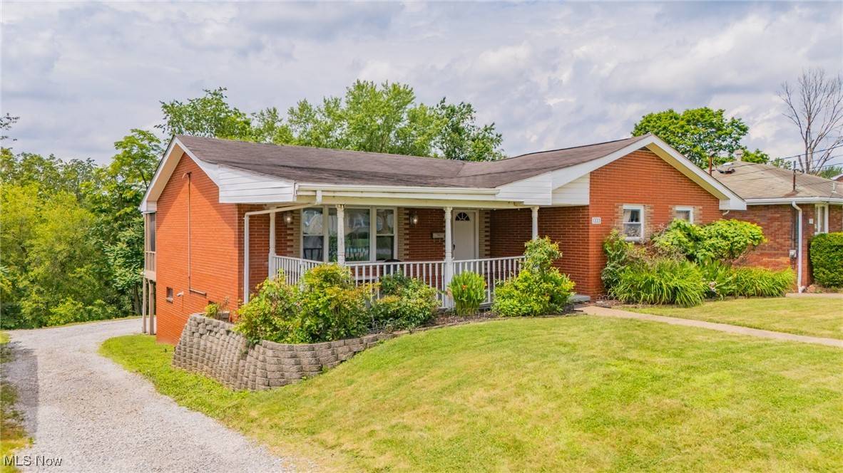 Weirton, WV 26062,1333 Overlook DR