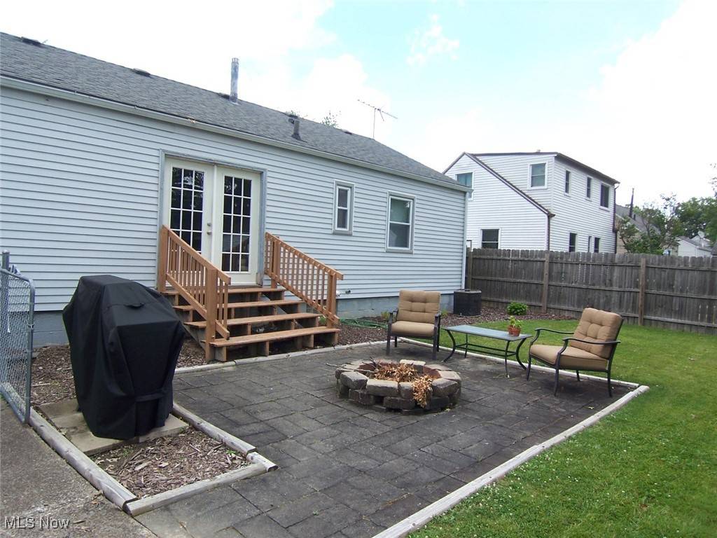 Elyria, OH 44035,517 Metcalf RD