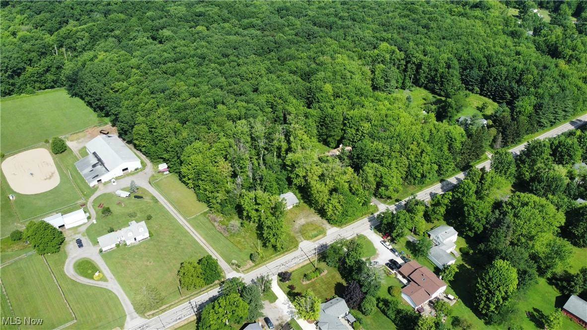 Chardon, OH 44024,8552 Ravenna RD
