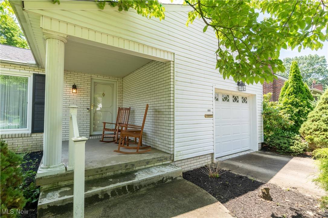 North Canton, OH 44720,414 Woodrow ST NW