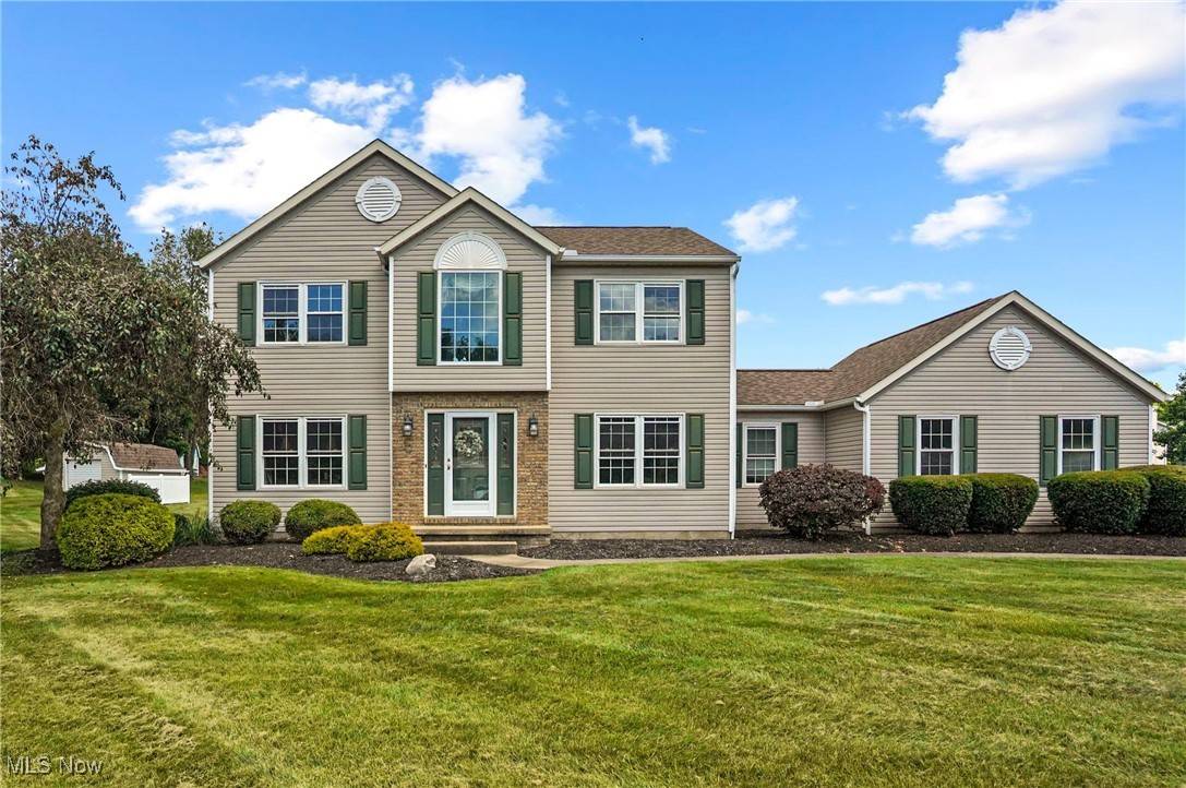 Akron, OH 44312,2202 Martin Crest DR