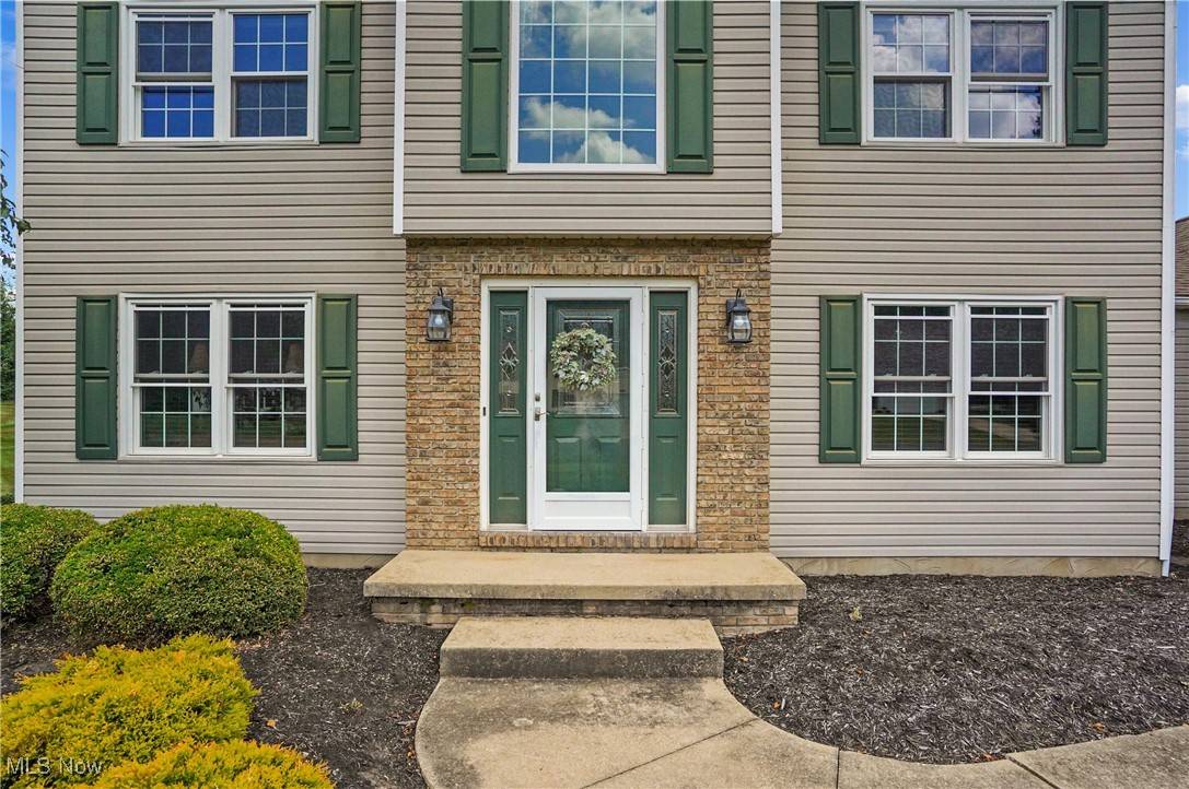Akron, OH 44312,2202 Martin Crest DR