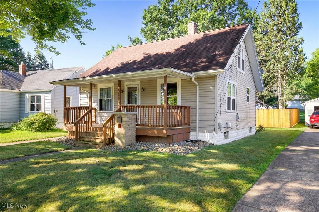 Barberton, OH 44203,92 Waltz DR