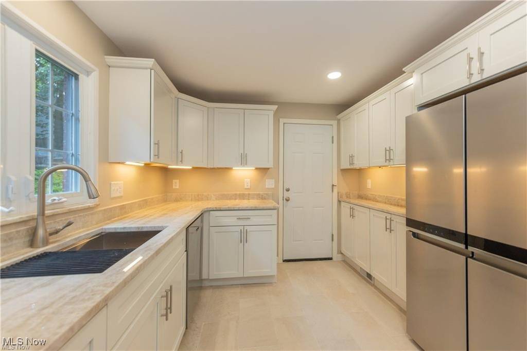 Cleveland Heights, OH 44118,3488 Meadowbrook BLVD