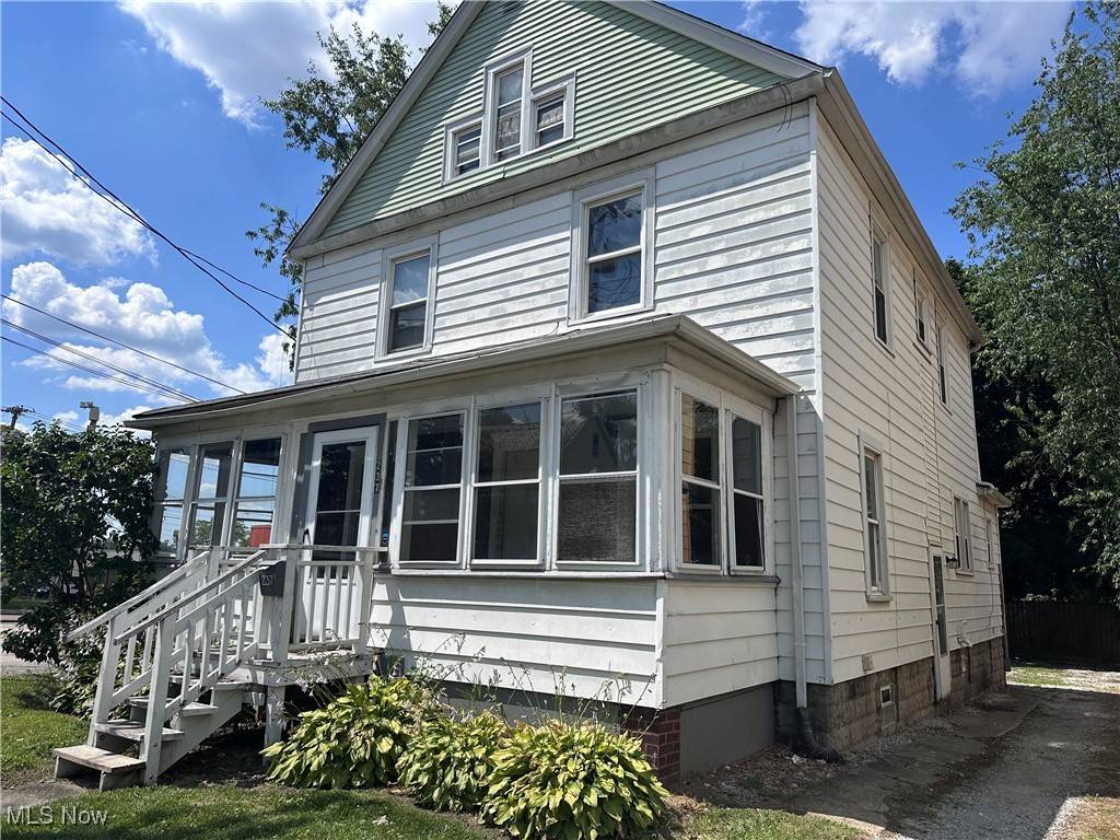 Akron, OH 44311,237 E Thornton ST