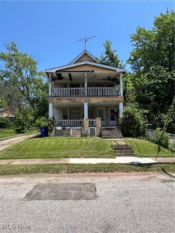 Cleveland, OH 44104,3153 E 102nd ST