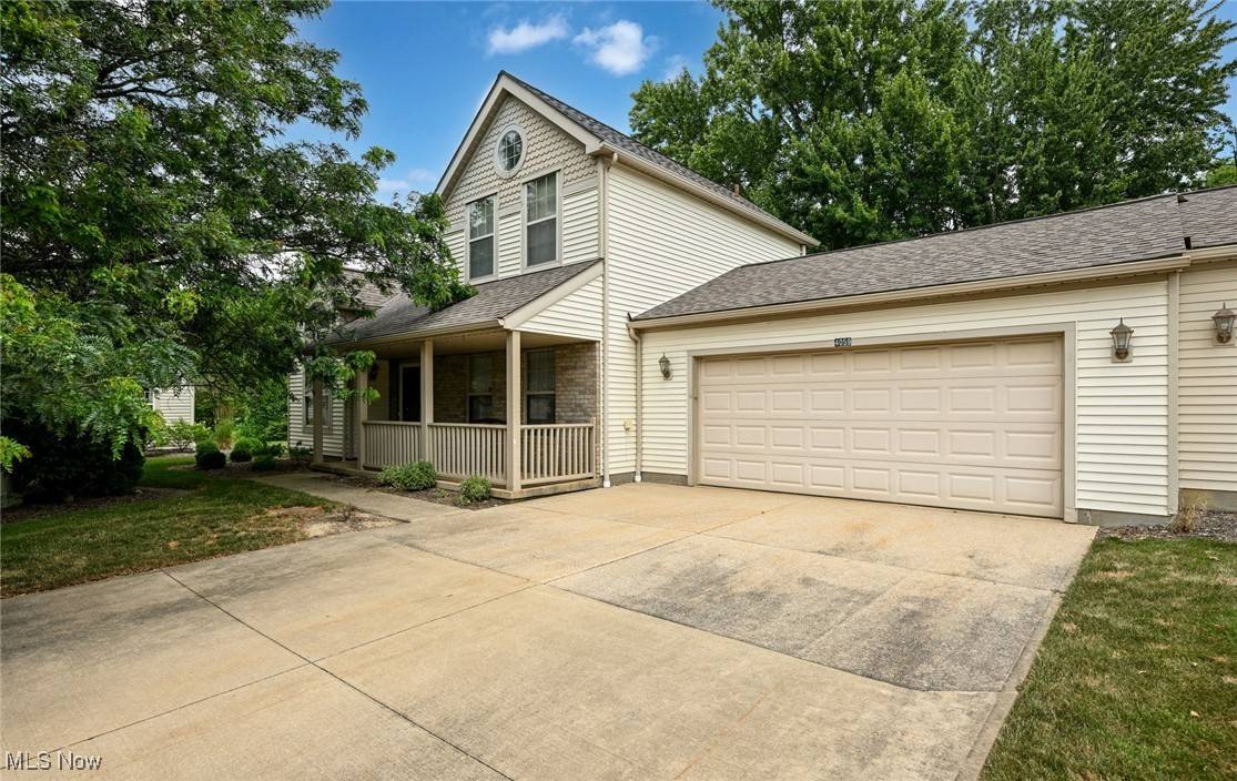 Stow, OH 44224,4059 Falconswalk CT #6