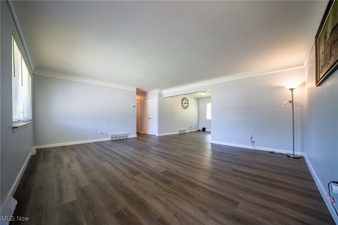 Richmond Heights, OH 44143,512 Jeannette DR