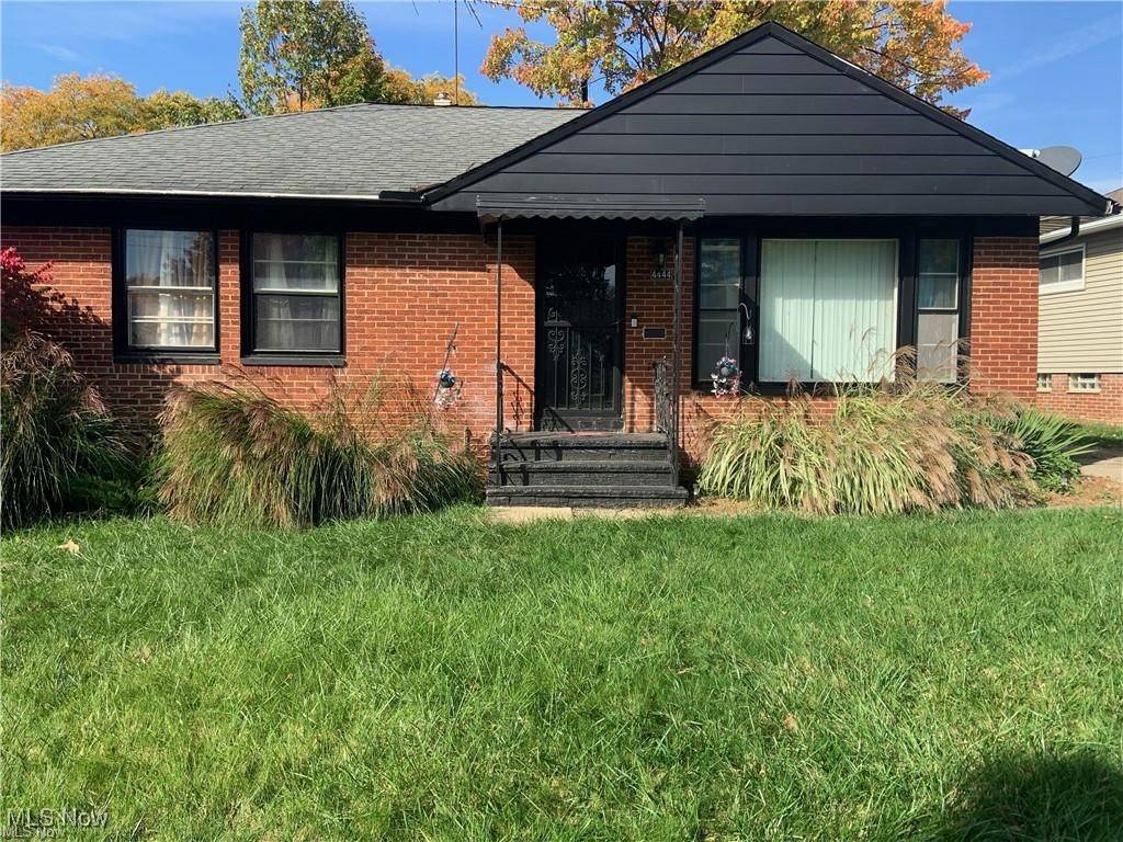 Warrensville Heights, OH 44128,4444 E Frontenac DR