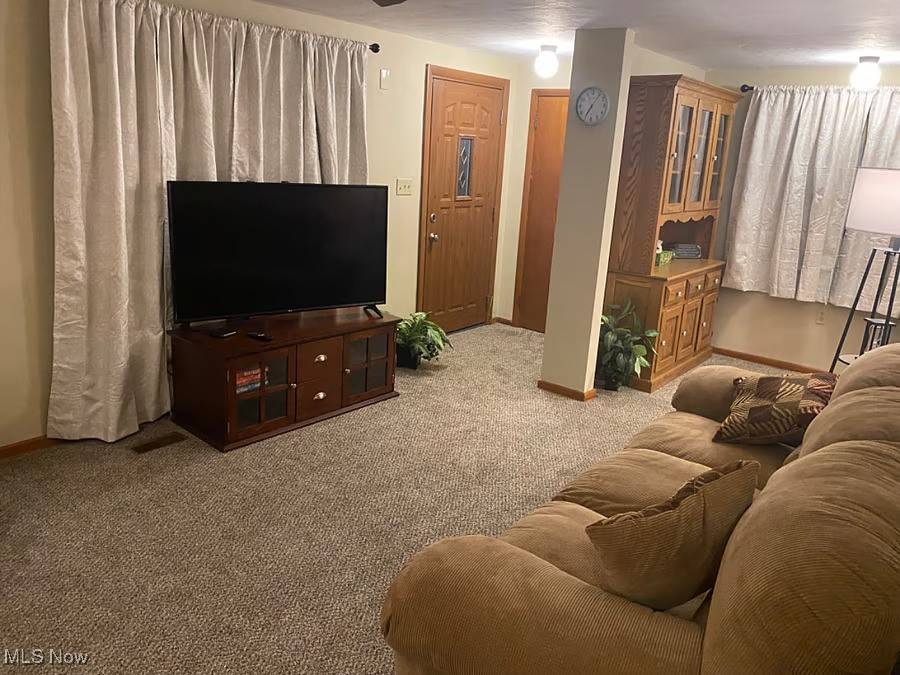 Canton, OH 44709,1727 41st ST NW