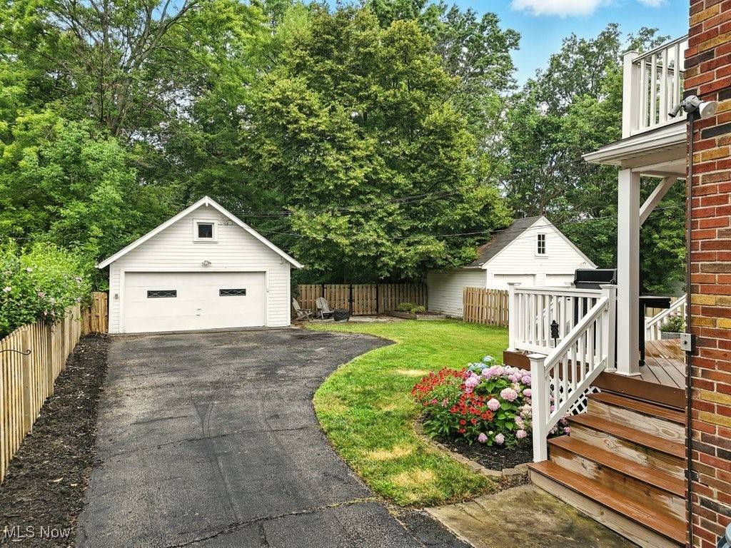 University Heights, OH 44118,2380 Ashurst RD