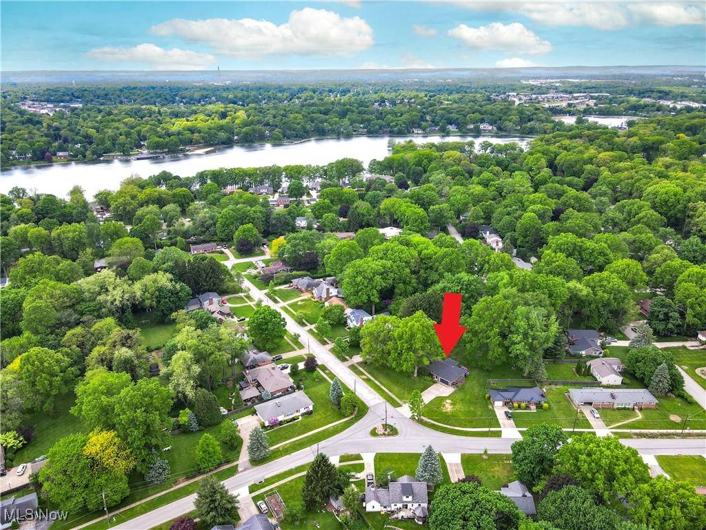 Silver Lake, OH 44224,3063 Lake RD