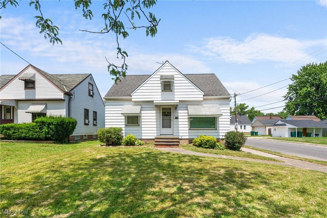 Maple Heights, OH 44137,15617 Rockside RD
