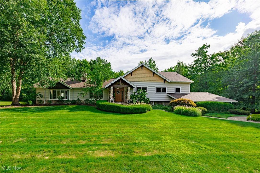 Chagrin Falls, OH 44022,8219 Cloveridge RD