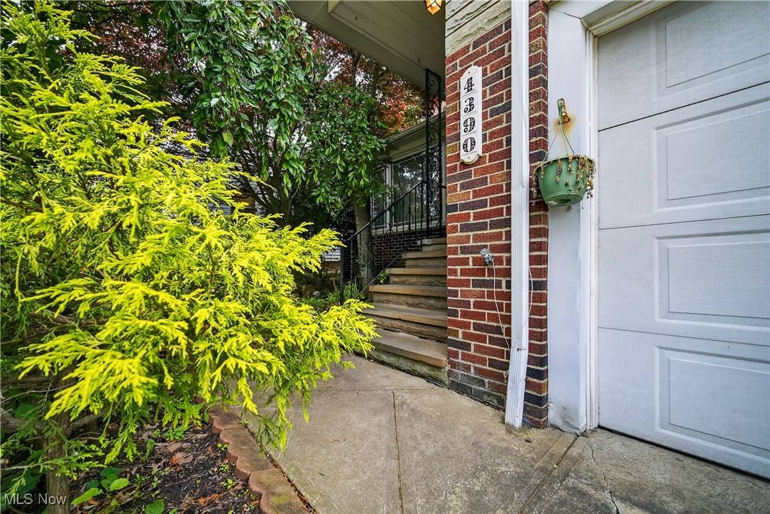 University Heights, OH 44118,4390 Groveland RD