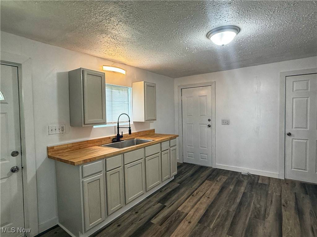 Cadiz, OH 43907,203 Roan AVE