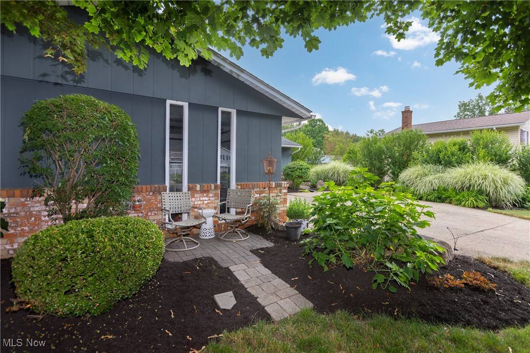North Ridgeville, OH 44039,6435 Ridge Plaza DR