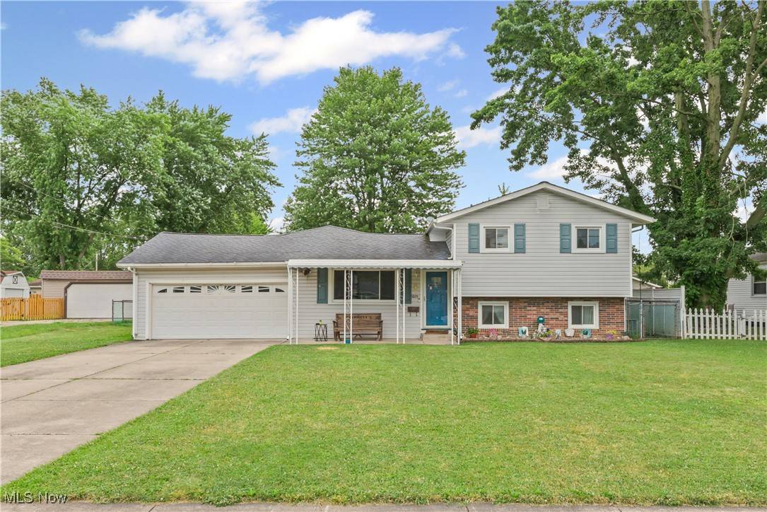North Ridgeville, OH 44039,5895 Joanne CT