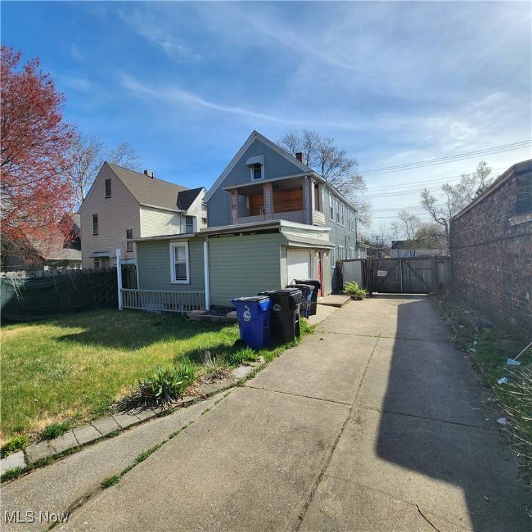 Cleveland, OH 44127,3094 E 65th ST