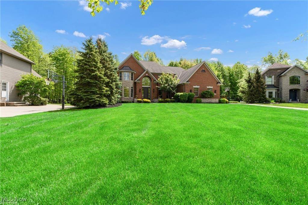 Avon Lake, OH 44012,32305 Monaco PL