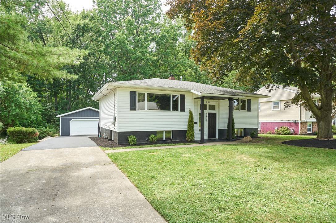 Painesville, OH 44077,941 North AVE