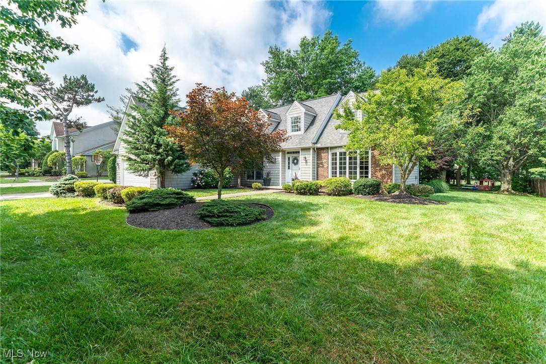 Highland Heights, OH 44143,456 Sandhurst DR