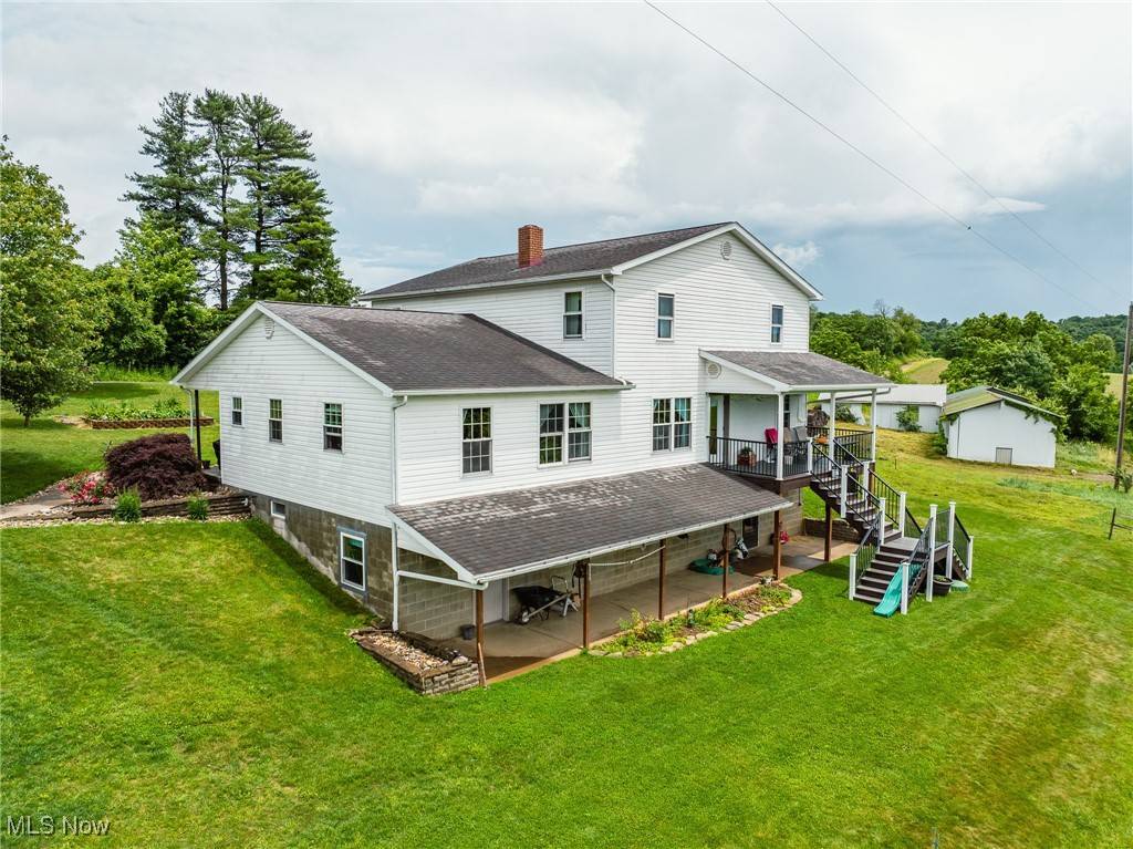 Fresno, OH 43824,32469 Township Road 219