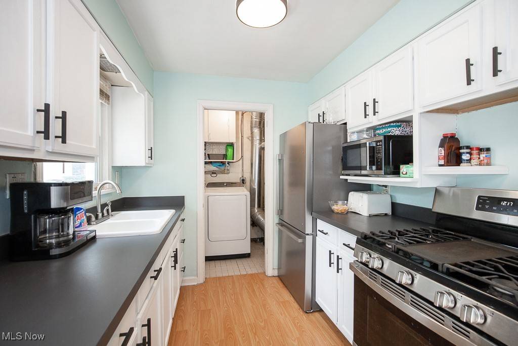 Elyria, OH 44035,208 Miller CT