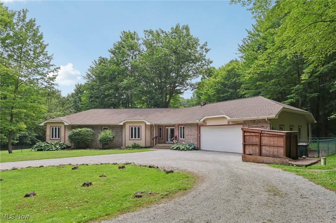 Madison, OH 44057,5643 Chapin RD