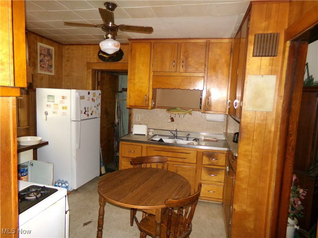 Canton, OH 44709,1307 22nd ST NW