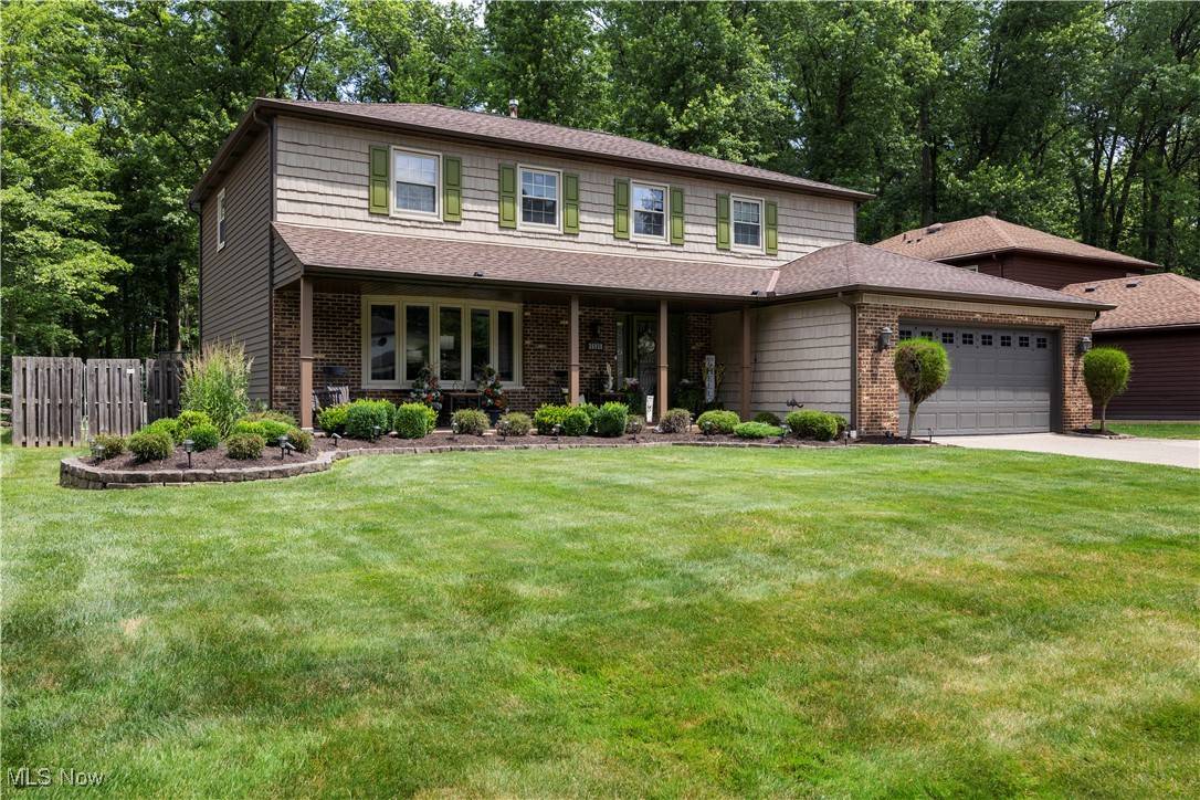Olmsted Twp, OH 44138,26938 Tall Oaks TRL