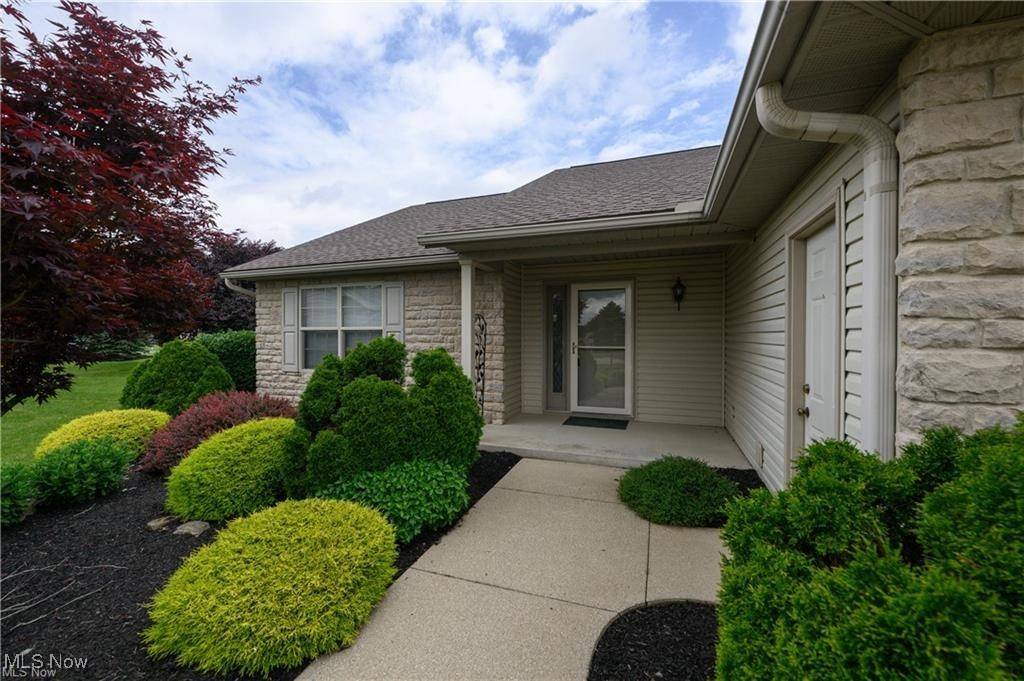 Strasburg, OH 44680,1011 Sequoia DR NW
