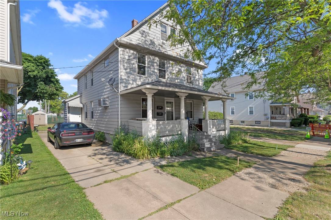 Lakewood, OH 44107,2064 Halstead AVE