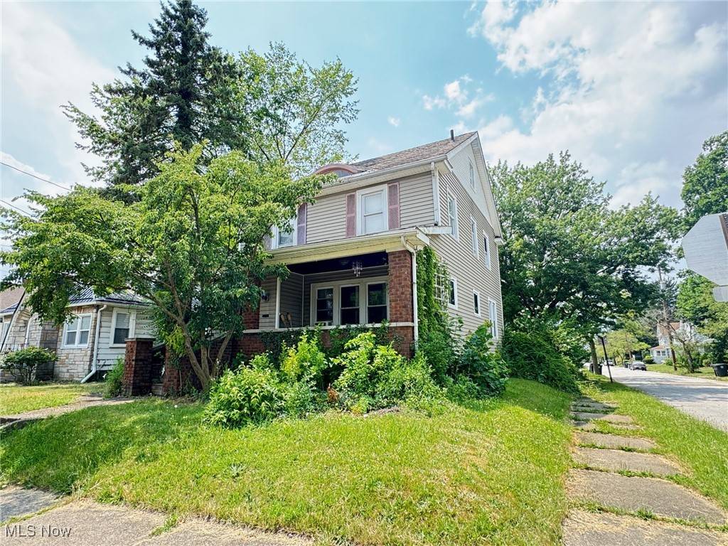 Akron, OH 44314,2016 13th ST SW