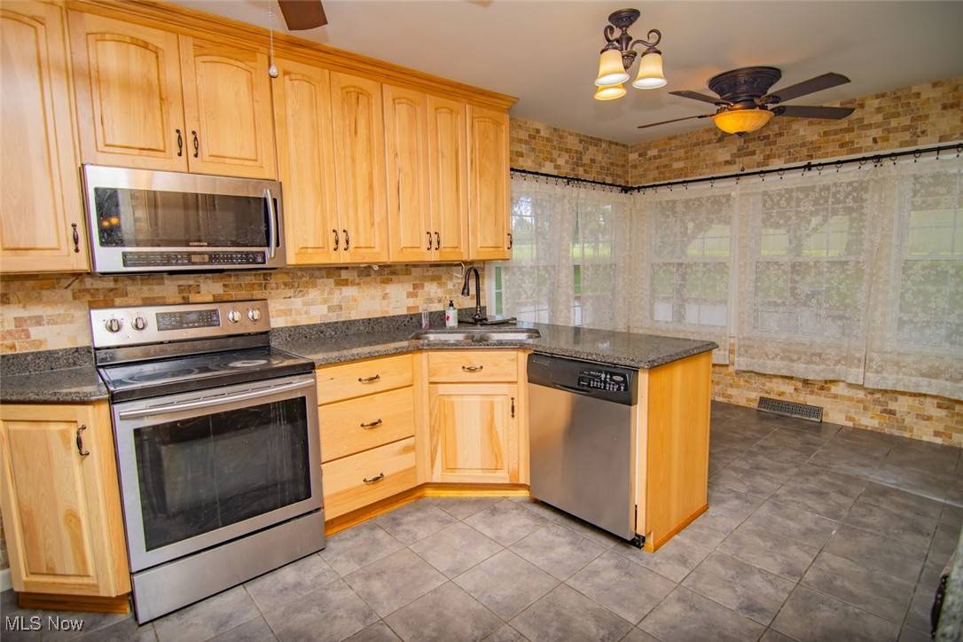 Barnesville, OH 43713,62239 Hillcrest RD