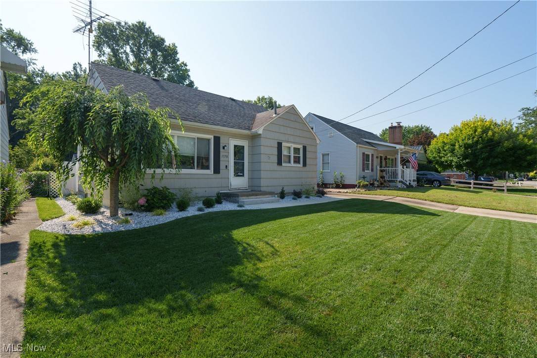 North Canton, OH 44720,1370 Castlewood AVE SW