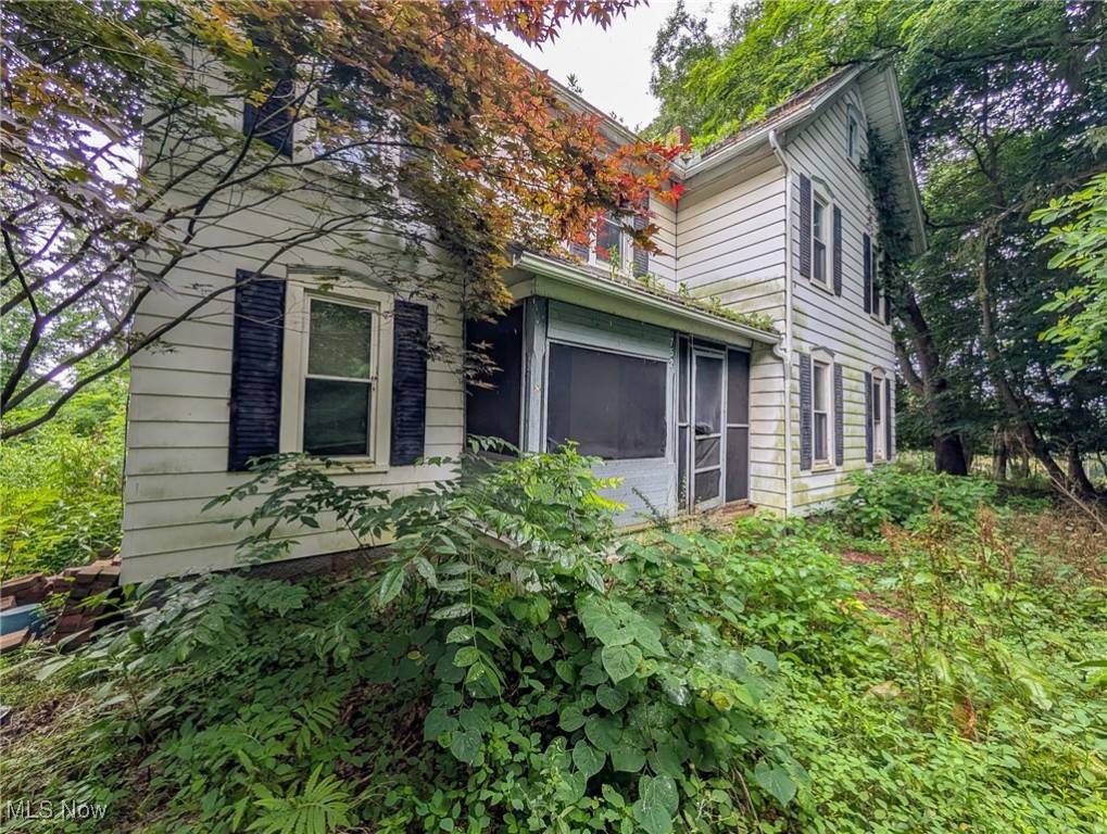 Kent, OH 44240,752 Tallmadge RD