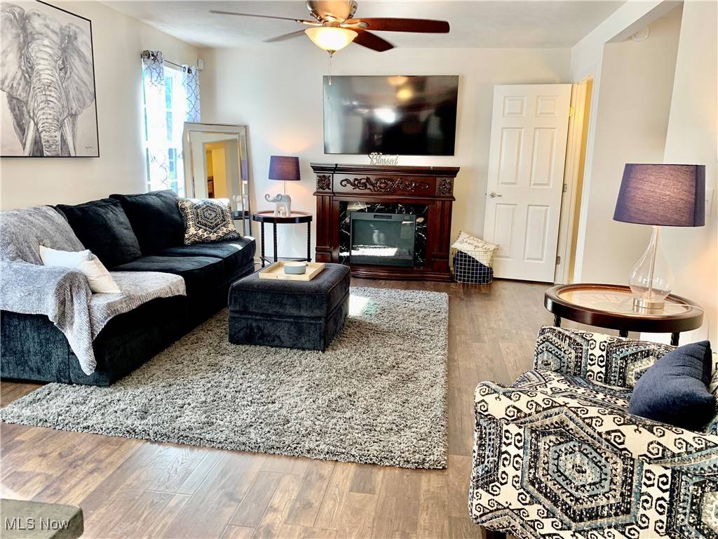 Tallmadge, OH 44278,147 Northwood LN