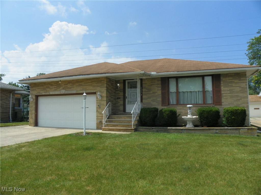 Brooklyn, OH 44144,4234 Dawncliff DR