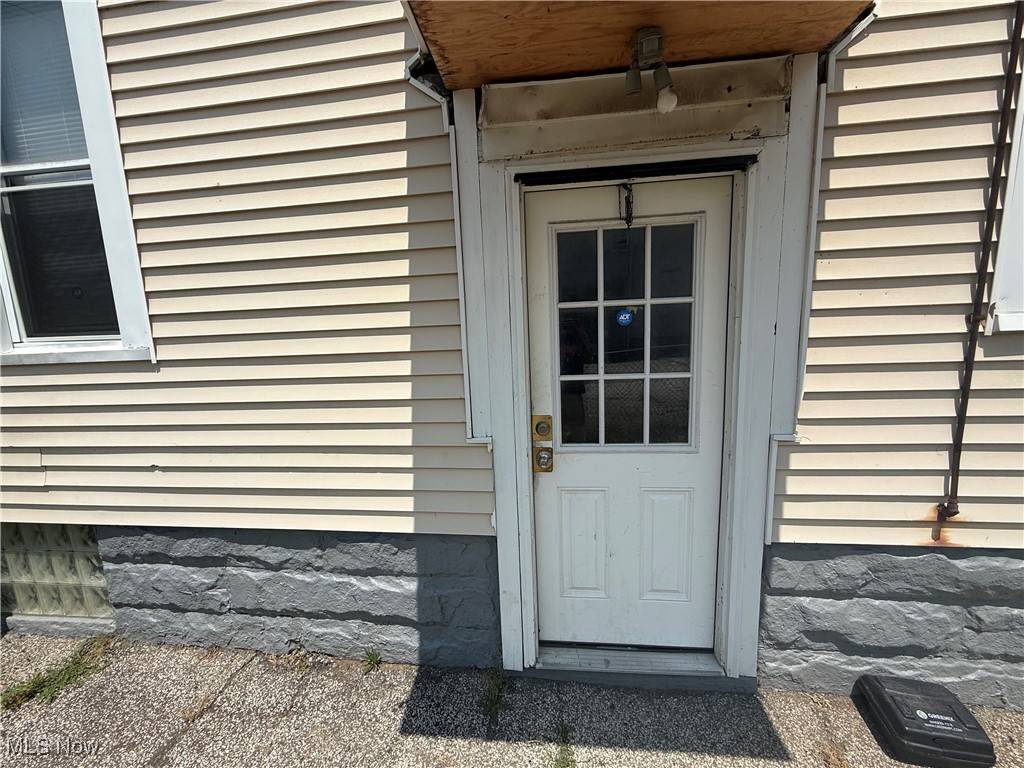 Cleveland, OH 44103,1355 Addison RD #3