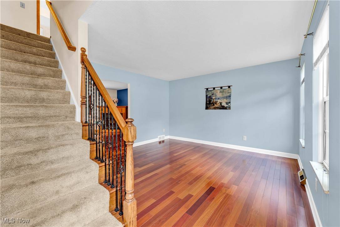 Olmsted Falls, OH 44138,8319 Bradfords Gate