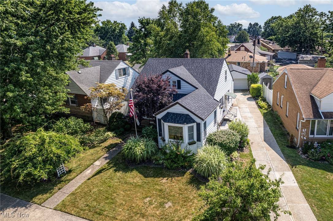 Parma, OH 44129,6342 Chestnut Hills DR