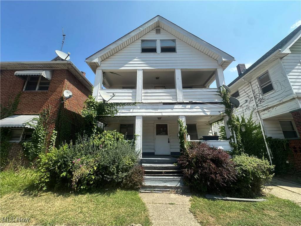 Cleveland, OH 44110,737 E 165th ST