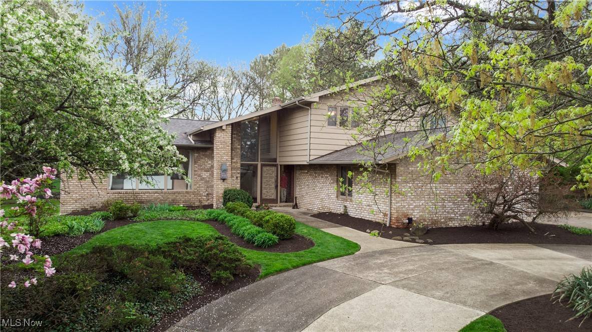 Beachwood, OH 44122,26460 Hendon RD