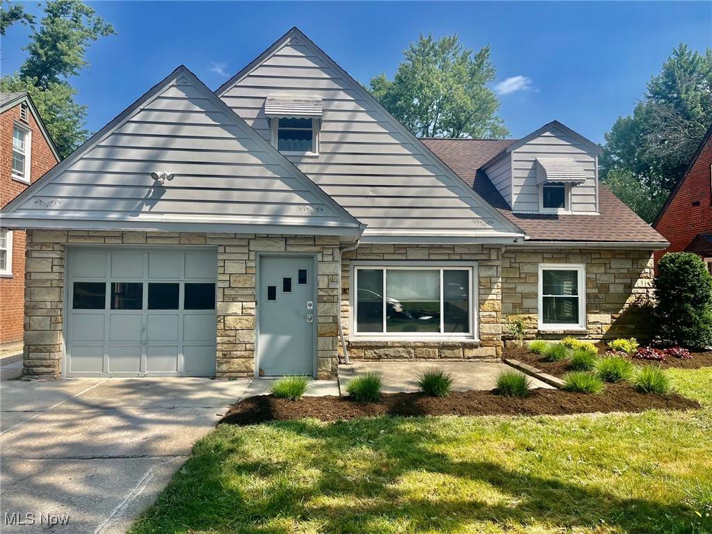 South Euclid, OH 44121,4045 Colony RD