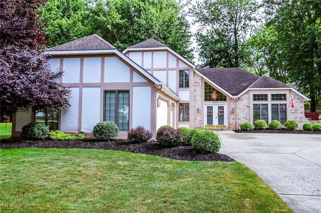 Olmsted Falls, OH 44138,26519 Bayfair DR
