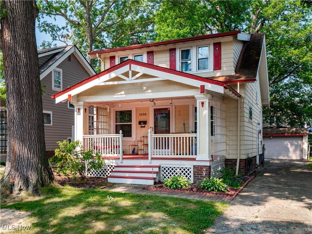 Lakewood, OH 44107,1558 Roycroft AVE